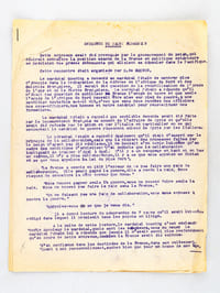 Compte-rendu de presse d'époque sur l'Entrevue de Saint-Florentin (1er décembre 1941) entre le Maréchal Pétain et le Maréchal Goering [ 3 pages dactylographiées ] "Cette entrevue avait été provoquée par le gouvernement du Reich, qui désirait connaître la position exacte de la France en politique extérieure en prévision des graves événements qui allaient se dérouler dans le Pacifique" [ le document évoque la conversation, puis détaille le mémorandum glissé par Pétain dans la poche de Goering, qui avait refusé à deux reprises de le prendre ... ] "Dans son mémorandum, le Maréchal Pétain rappelle au Chencelier Hitler qu'à la suite de l'entrevue de Montoire, et des conversations diplomatiques qui avaient précédé ou qui ont suivi, il avait été convenu que les prisonniers seraient libérés, que la ligne de démarcation serait supprimée, que les prélèvements de l'Armée allemande sur l'économie française seraient réduits, et que dans une certaine mesure l'armée française d'armistice, en particulier l'armée d'Afrique du Nord serait réarmée. Aucune de ces conditions n'a té complètement réalisée"  [ ... ] "Le maréchal indique également dans son mémorandum que la somme payée au titre des frais de l'armée allemande d'occupation dépasse déjà cnsidérablement, avant toutes discussions et fixations d'indemnité de guerre, les sommes que l'Allemagne a payées au total après sa défait de 1918" [ ... ]"En racontant cette entrevue à notre ami et en lui lisant son mémorandum, le maréchal Pétain a tenu à préciser qu'il n'avait jamais cédé sur le chapitre des concessions territoriales à faire par la France à l'Allemagne, qu'il n'avait pas cédé ni pris un engagement, ni un semblant d'engagement quelconque pour la question d'Alsace et Lorraine qui reste absolument entière" [ ... ]