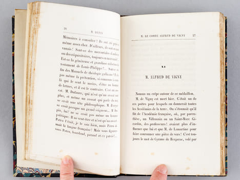 Les quarante médaillons de l'Académie. [ Edition originale ]. BARBEY D'AUREVILLY, Jules