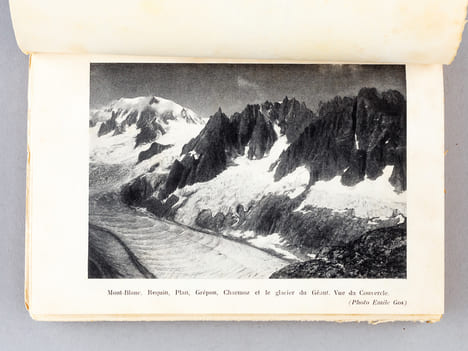 Des Calanques aux faces Nord [ Livre dédicacé par l'auteur ]. D'ALBERTAS, Sylvia