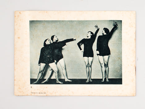 Trümpy-Schule, Private Schule für Tanz und Gymnastik [We join : ] Dante göttliche Komödie Ubertragungen von Stefan George [ Signed by Vera Skoronel : ...