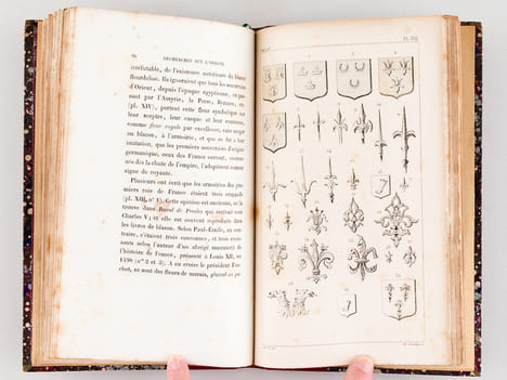 Recherches sur l'Origine du Blason et en particulier sur la Fleur de Lis [ Edition originale ]. DE BEAUMONT, Adalbert