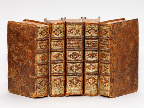 Abrégé Chronologique de l'Histoire Sacrée et Profane (4 Tomes en 5 Volumes - Complet) De tous les Ages & de tous les Siècles, du Monde, de Rome, de ...