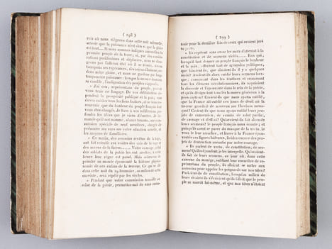Le Dix-Huit Brumaire, ou Tableau des événemens qui ont amené cette journée; des moyens secrets par lesquels elle a été préparée ; des faits qui l'ont ...