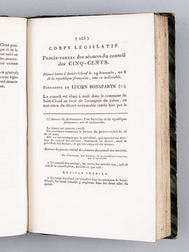 Le Dix-Huit Brumaire, ou Tableau des événemens qui ont amené cette journée; des moyens secrets par lesquels elle a été préparée ; des faits qui l'ont ...