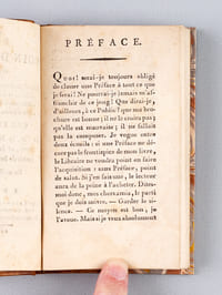 Le Coin du Feu, ou Recueil facétieux de Bons Mots, de Rebus et d'Anecdotes propres à faire passer agréablement une soirée d'hiver. Contenant la Vie, la Mort, l'Enterrement, et les dernières volontés de Jean Calembourg [ Edition originale ]