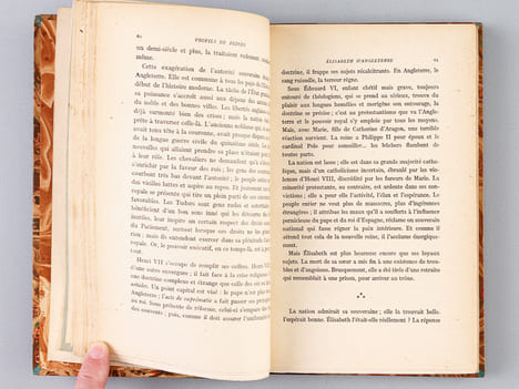 Profils de Reines [ Livre dédicacé par l'auteur ] Isabelle de Castille - Catherine de Médicis - Elisabeth d'Angleterre - Anne d'Autriche - ...