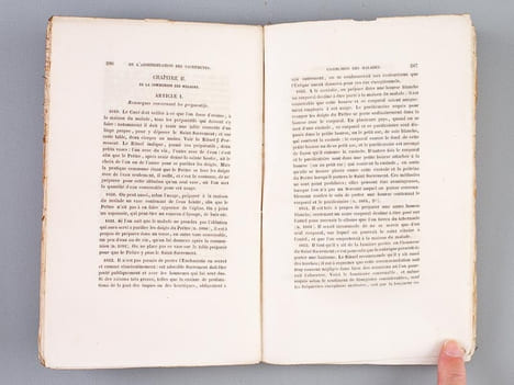 Petit Cérémonial Paroissial selon le rite romain, publié d'après l'ordre du Concile de Périgueux (1856) et du Concile d'Agen (1859) [ Edition ...