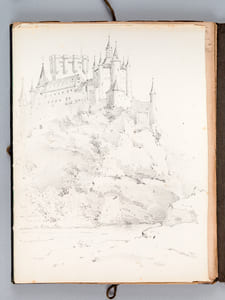 Ensemble de 53 dessins et esquisses d'un séjour en Espagne vers 1850 : [ Dont : ] Vue de l'Alcazar et du pont d'Alcantara à Tolède - Aqueduc, vue de la ville et encombrements [ Ségovie ? ] - Noria et pêcheur à la ligne - Portail d'Eglise à Ségovie - A Tolède. La Boucherie. - Cathédrale de Ségovie - Marché très populeux à Valence - Eglise Saint Jean des Rois à Tolède - Cathédrale de Ségovie - Esquisses Madrid 1850 - Le Tage à Tolède - Couvent de la Merced - Alcazar de Ségovie (4 dessins) - Aqueduc et vue de la ville [ Ségovie ] - Berger allongé - Fuente Anton Martin à Madrid avec marché 1850 [ Fontaine de la Fama ] - Puerta del Cambron à Toledo - Pont d'Alcantara à Tolède -Xeres [ Jerez de la Frontera ], etc. etc.