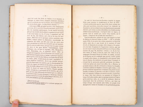 [ Lot de 6 titres ] Chronique d'une Petite Paroisse au XVIIIe siècle. Le Registre de Sainte-Catherine de Brézé 1720-1751 [ On joint : ] Les ...