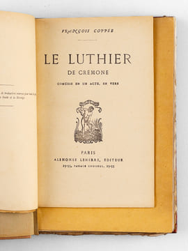 [ Recueil de 5 titres : ] Le Passant. Comédie en un Acte, en Vers [ Suivi de : ] Le Luthier de Crémone. Comédie en un Acte, en Vers [ Suivi de : ] La ...