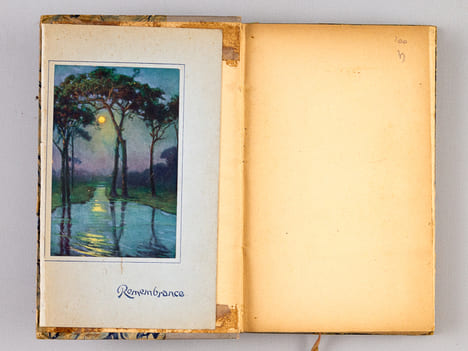 Pédagogie de Guerre allemande [ Edition originale - Livre signé par l'auteur ] Vers la centralisation de l'enseignement public. L'éducation physique ...