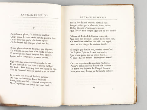 La Trace de ses Pas. Poèmes. [ Edition originale - Livre dédicacé par l'auteur ]. FERVAL, Claude ; [ AIMERY HARTY DE PIERREBOURG, Marguerite ]