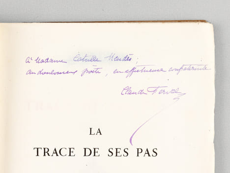 La Trace de ses Pas. Poèmes. [ Edition originale - Livre dédicacé par l'auteur ]. FERVAL, Claude ; [ AIMERY HARTY DE PIERREBOURG, Marguerite ]