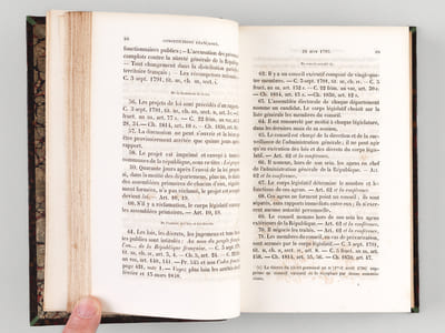 Constitutions qui ont régi la France depuis 1789 jusqu'à l'élection de M. Grévy comme Président de la République