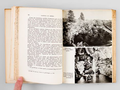 Grottes et Abîmes. Les ténèbres conquises [ Edition originale - Livre dédicacé par l'auteur ]. BOULANGER, Pierre