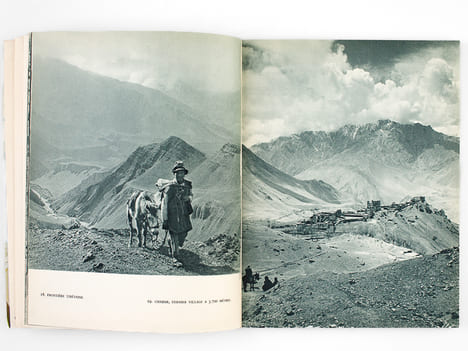 Regards vers l'Annapurna [ Livre dédicacé par Maurice Herzog ]. HERZOG, Maurice ; ICHAC, Marcel