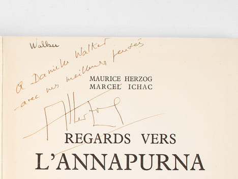 Regards vers l'Annapurna [ Livre dédicacé par Maurice Herzog ]. HERZOG, Maurice ; ICHAC, Marcel