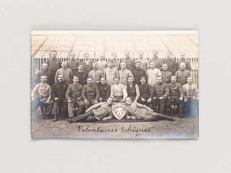 Lot de 5 cartes postales annotées : Prisonniers tchèques [ Souvenir des prisonniers tchèques St Pierre des Corps le 8 janvier 1918 ] - Cercle de ...