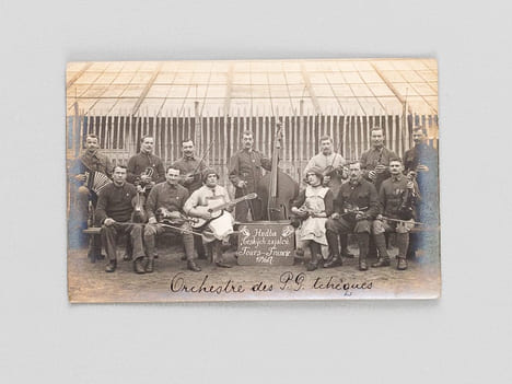 Lot de 5 cartes postales annotées : Prisonniers tchèques [ Souvenir des prisonniers tchèques St Pierre des Corps le 8 janvier 1918 ] - Cercle de ...
