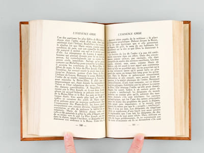 L'Eminence grise. Etudes de religion et de politique.