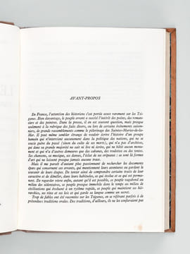 Les Tsiganes dans l'ancienne France [ Livre dédicacé par l'auteur ]. VAUX DE FOLETIER, François de