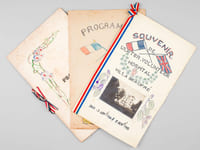 Souvenir de Ulster Volunteer Hospital Villa Beaupré Pau 3 Novembre 1914 & 3 Novbre 1915 [ Contient : ] Hôpital Beaupré 3 novembre 1914 (50 lits) 3 novembre 1915 (80 lits) Programme [ et liste du personnel ] [ On joint : ] Villa Beaupré Pau le 10 octobre 1915 Allo les Boches. Revue du Front 3 actes  [ On joint : ] Hôpital militaire n°123 bis Nay. Matinée concert du 15 juillet 1915. Programme. Nay Hôpital. Revue militaire offerte aux blessés.