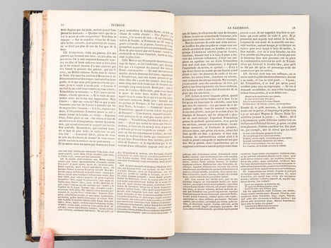 Pétrone, Apulée, Aulu-Gelle, Oeuvres Complètes, avec la traduction en français pubiées sous la direction de M. Nisard. PETRONE ; APULEE ; AULU-GELLE