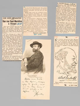 [ 2 lettres autographes signées et 3 cartes de visite avec texte autographe signé ] 1 L.A.S. du 16 juillet 1900, 9 rue Richepanse, 1 page : [il répond ...