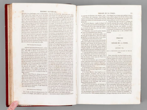 Oeuvres complètes de Buffon avec des extraits de Daubenton et la classification de Cuvier. (Tomes 1 et 2, sur 6) Tome I : Matières générales. Théorie ...