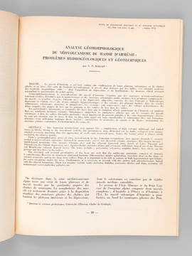 Symposium géographique franco-soviétique "Alpes - Caucase". Livret-guide Caucase (matériaux pour le symposium, août 1974) [ Livre dédicacé par les ...