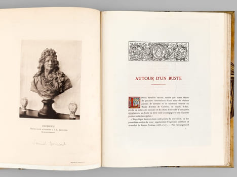 Autour d'un Buste [ Exemplaire unique de l'auteur, enrichi de 8 lettres autographes signées et de 8 planches ajoutées ] [ Contient notamment : ] 1 ...