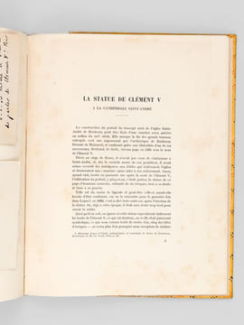 La Statue de Clément V à la Cathédrale Saint-André [ Edition originale enrichie de 2 lettres autographes signés de Camille Jullian et Emile Mâle ]. ...