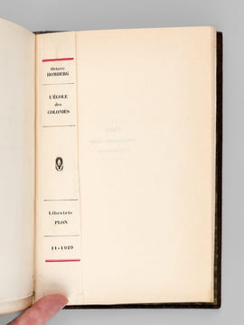 L'Ecole des Colonies [ Edition originale - Avec une lettre autographe signée d'Edmond Giscard d'Estaing ]. HOMBERG, Octave