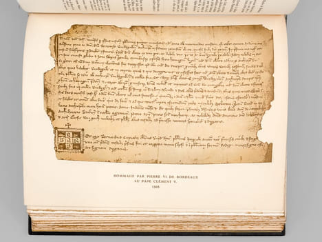 La Maison de Bordeaux et les premiers Captaux de Buch [ Edition originale - Exemplaire unique de l'auteur enrichi de 40 planches ajoutées dont 24 ...