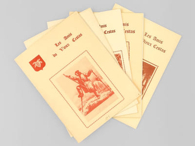 Les Amis du Vieux Cestas (N° 1, 2, 3, 4, 5) N° 1 ; N° 2 : La vie scolaire à Cestas depuis 1691 ; N° 3 : Le château Haussmann à Cestas ; N° 4 : Cestas et la Révolution Française ; N° 5 : 1841-1991. Bordeaux La Teste 150 ans de chemin de fer à Cestas (N° 1, 2, 3, 4, 5) N° 1 ; N° 2 : La vie scolaire à Cestas depuis 1691 ; N° 3 : Le château Haussmann à Cestas ; N° 4 : Cestas et la Révolution Française ; N° 5 : 1841-1991. Bordeaux La Teste 150 ans de chemin de fer à Cestas