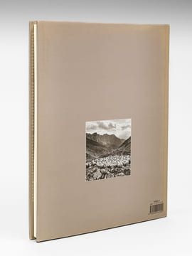 Bergers contre le ciel. Pyrénées Lescun en vallé d'Aspe [ Edition originale - Livre dédicacé par l'auteur ]. SORBE, Didier ; GUYON, Patrick