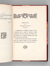 Parallèlement