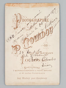 2 photos anciennes d'une troupe de 3 clowns accompagnés de 3 jeunes femme (écuyères ou trapézistes ?). L'une dédicacée au verso : "A mon cher ami Adrien Robert Bordeaux le 28 mars 1897" signée : "Alfred Trotman, 35 rue de la Cote St Thibault Bois Colombes Seine" [ Cirque Plège ].