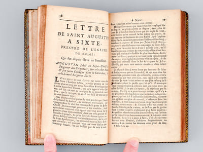 Le Livre de S. Augustin De l'Esprit et de la Lettre. Traduit en François sur l'Edition des Pères Bénédictins de la Congrégation de S. Maur, par M. Du Bois [ Avec : ] Les deux Livres de S. Augustin de la Prédestination des Saints, et du Don de la Persévérance, avec les lettres 105, 106 & 107 de ce Saint Docteur.
