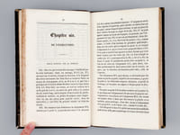 Instruction sur la Fortification passagère, la Défense et l'Attaque des Postes retranchés, précédée de notions sur le Baraquement et suivi de la Nomenclature des Parties qui composent un front bastionné [ Edition originale ]
