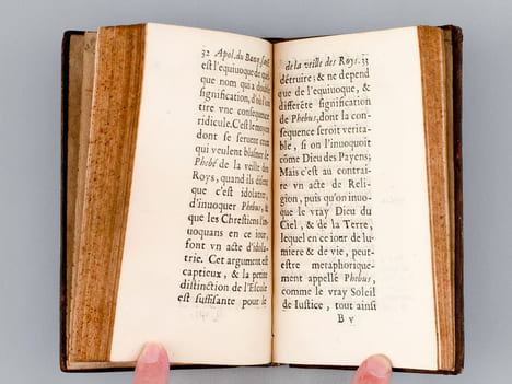 Discours Ecclésiastiques contre le Paganisme des Roys de la Fève et du Roy-Boit, Pratiqués par les Chrétiens charnels en la Veille & au Jour de ...