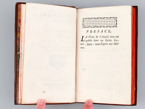 Amusemens philosophiques et littéraires de Deux Amis. ANONYME ; [ TURPIN DE CRISSE, Lancelot ; CASTILHON, Jean ]