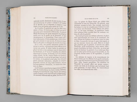 Victor Hugo raconté par un Témoin de sa vie avec Oeuvres inédites de Victor Hugo entre autres un Drame en trois Actes : Inez de Castro (2 Tomes - ...