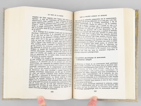[ Ensemble de 4 ouvrages reliés dans reliures assorties ) L'envers du miroir - une histoire naturelle de la connaissance ; Essais sur le comportement ...