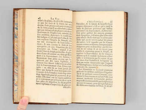 La Vie d'Agathocle, ou Le Tyran de Siracuse. Avec des Réflexions sur la conduite des Usurpateurs Modernes. Anonyme ; [ PERRINCHIEF, Richard ; EIDOUS, ...