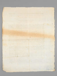 Déclaration du Général en Chef (Wellington) des Armées Alliées au Peuple françois. 26 avril 1815. Dépêche expresse [ Edition originale ] François, c'est de mon quartier général, au milieu d'une armée formidable de soldats aguerris, que j'élève la voix au nom de votre Roi et des ses alliés, pour vous rappeler aux sentimens de la soumission et de la paix [ ... ] François, qu'espérez-vous envous attachant au sort du violateur de tous les traités, d'un homme sans titre et sans pouvoir ? Voulez-vous éterniser la guerre en suivant cette aigle nourrie et toujours altérée de sang ? [ ... ] Dans quelques jours, douze cent mille soldats auront franchi vos frontières et envahi vos campagnes. Je ferai respecter les provinces soumises, mais je serai forcé de sévir contre le peuple rebelle".