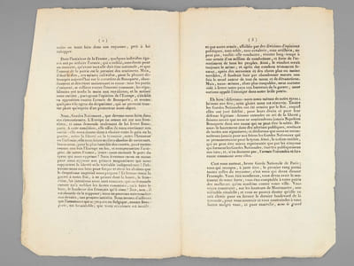 Aux Gardes Nationales de France [ Edition originale ] "C'est surtout vous, brave Garde Nationale de Paris : vous qui occupez, à juste titre, le premier rang parmi toutes celles du royaume ; c'est vous qui devez donner l'exemple [ ... ] Vous voyez construire, sur les hauteurs de Montmartre, une véritable citadelle ; et vous ne pouvez douter qu'elle ne soit élevée pour en former le dernier boulevard de la tyrannie, pour vous contenir et vous contraindre à vous battre malgré vous, et pour ensevelir, avec le grand homme qui veut étonner le monde par sa chute, vos femmes, vos familles, votre ville, et tout ce que vous avez de plus cher [ ... ]".