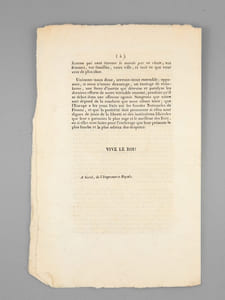 Aux Gardes Nationales de France [ Edition originale ] "C'est surtout vous, brave Garde Nationale de Paris : vous qui occupez, à juste titre, le premier rang parmi toutes celles du royaume ; c'est vous qui devez donner l'exemple [ ... ] Vous voyez construire, sur les hauteurs de Montmartre, une véritable citadelle ; et vous ne pouvez douter qu'elle ne soit élevée pour en former le dernier boulevard de la tyrannie, pour vous contenir et vous contraindre à vous battre malgré vous, et pour ensevelir, avec le grand homme qui veut étonner le monde par sa chute, vos femmes, vos familles, votre ville, et tout ce que vous avez de plus cher [ ... ]".