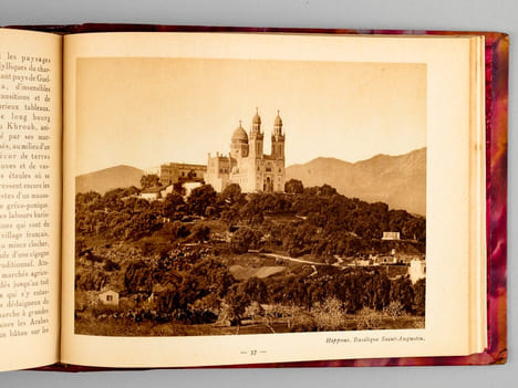 Bibliothèque du Tourisme Algérien (6 brochures reliées en un volume, complet) : Le Grand Désert et la route du Niger ; Les premières oasis et le M'Zab ...