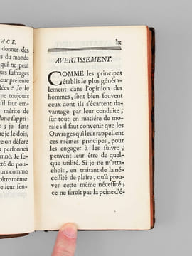 Essais sur la Nécessité et sur les Moyens de Plaire [ Avec : ] Contes des Fées. ANONYME ; [ PARADIS DE MONCRIF, François Augustin ]